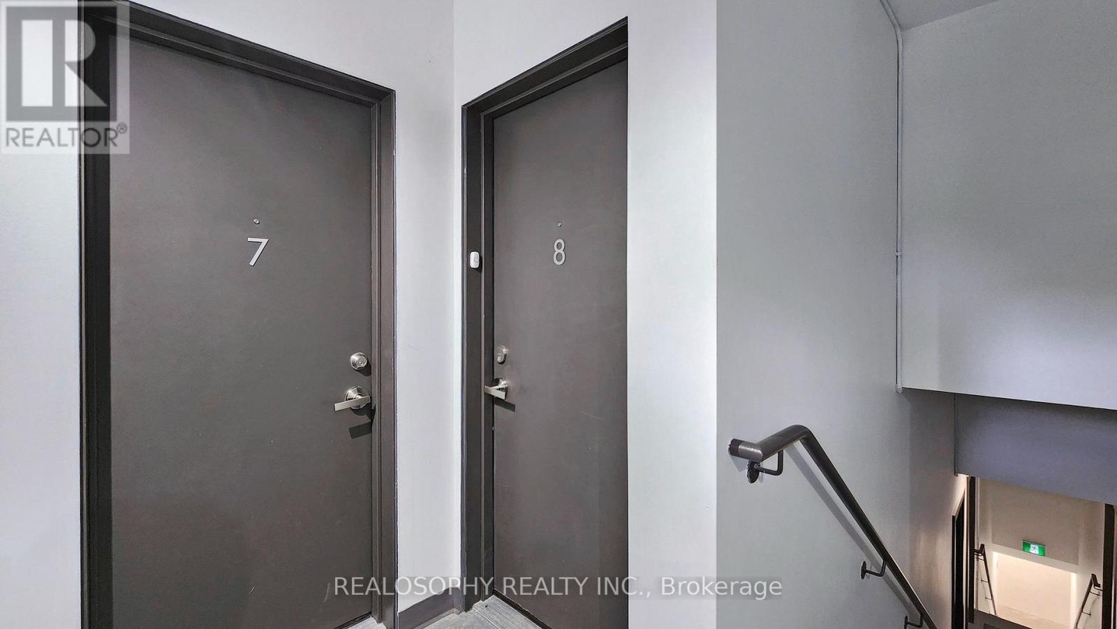14 - 10 Marquette Avenue, Toronto, Ontario  M6A 1X9 - Photo 4 - C13709734