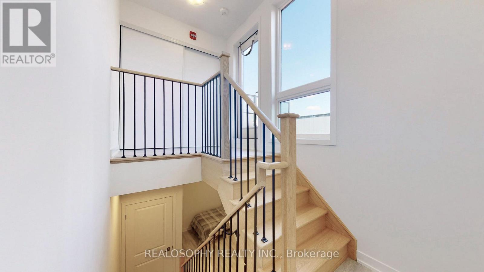 14 - 10 Marquette Avenue, Toronto, Ontario  M6A 1X9 - Photo 41 - C13709734