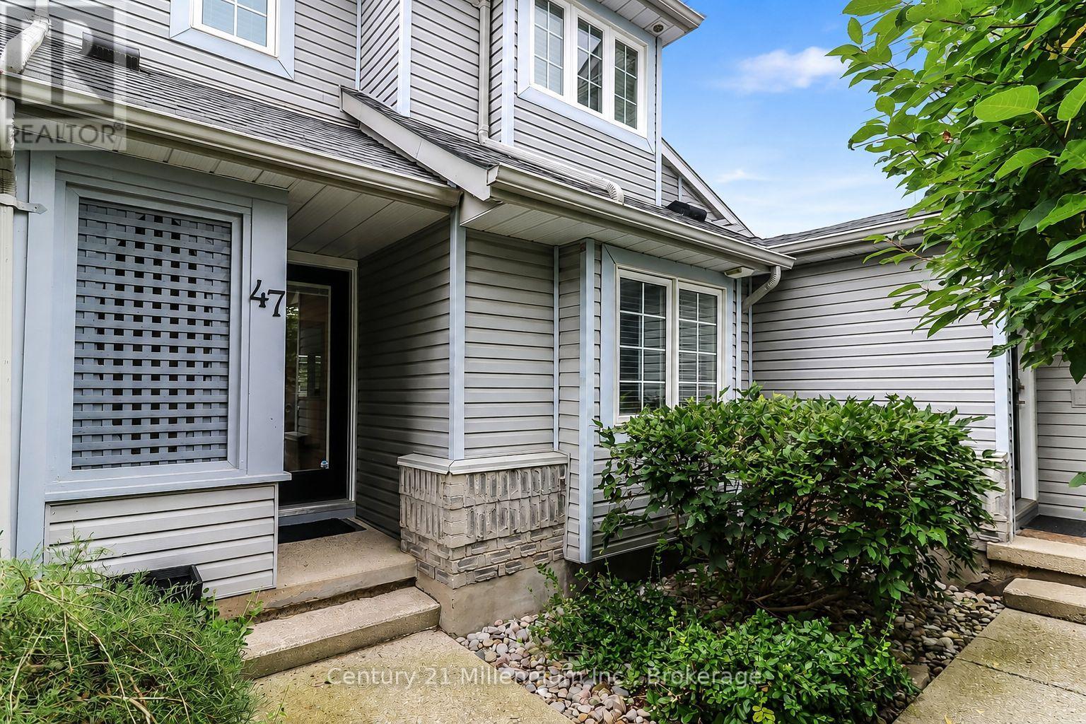 47 - 146 Settlers Way, Blue Mountains, Ontario  L9Y 0N9 - Photo 1 - X13709532