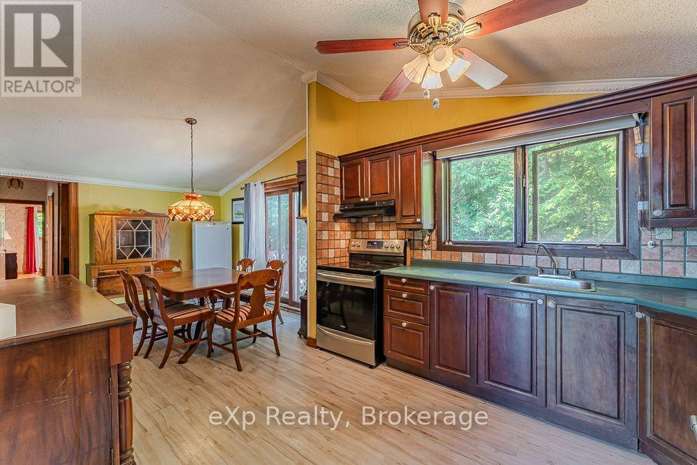 144 Mckague Road, Northern Bruce Peninsula, Ontario  N0H 1W0 - Photo 11 - X13709652