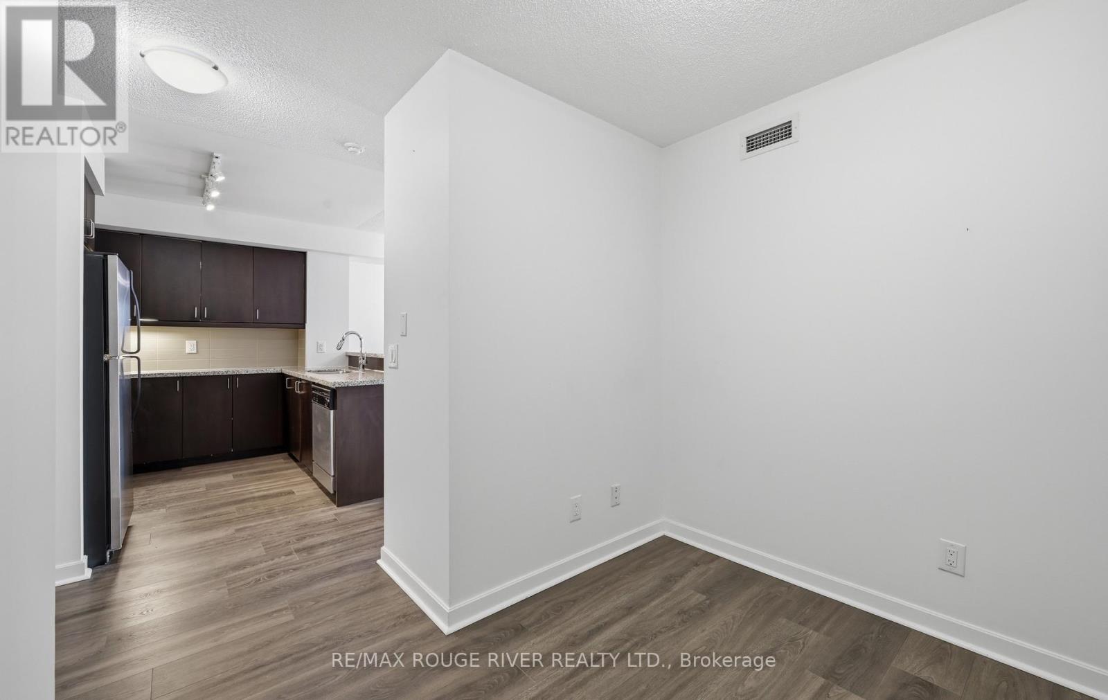 414 - 1235 Bayly Street, Pickering, Ontario  L1W 1L7 - Photo 18 - E13709476