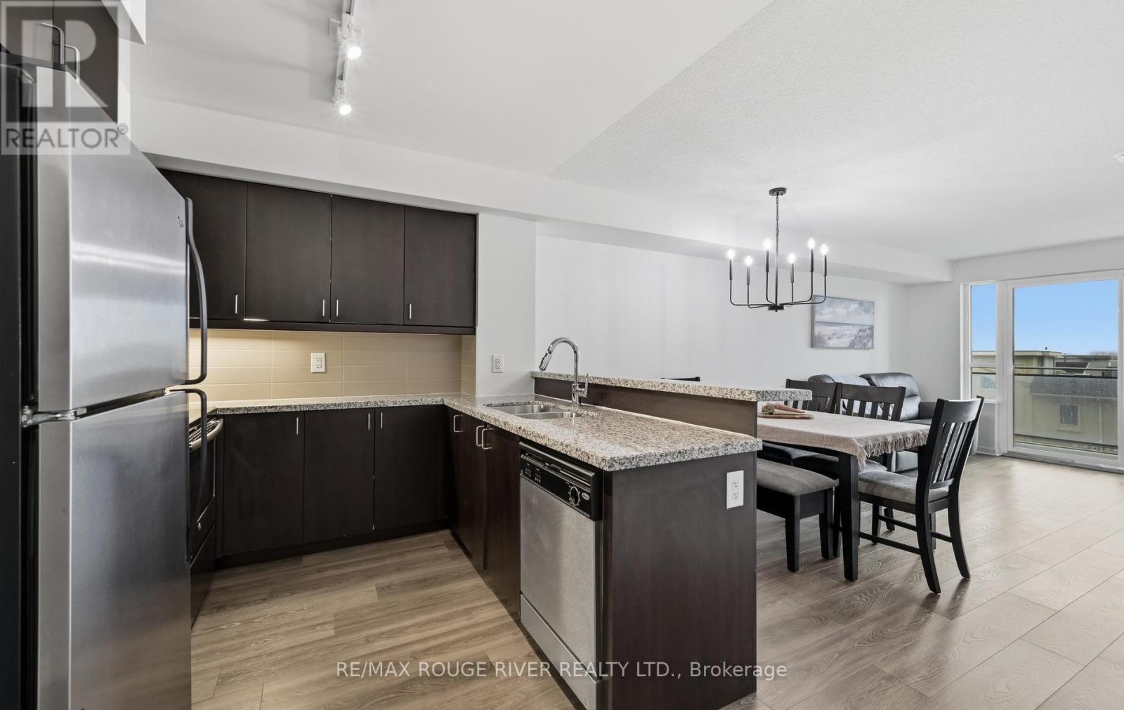 414 - 1235 Bayly Street, Pickering, Ontario  L1W 1L7 - Photo 9 - E13709476