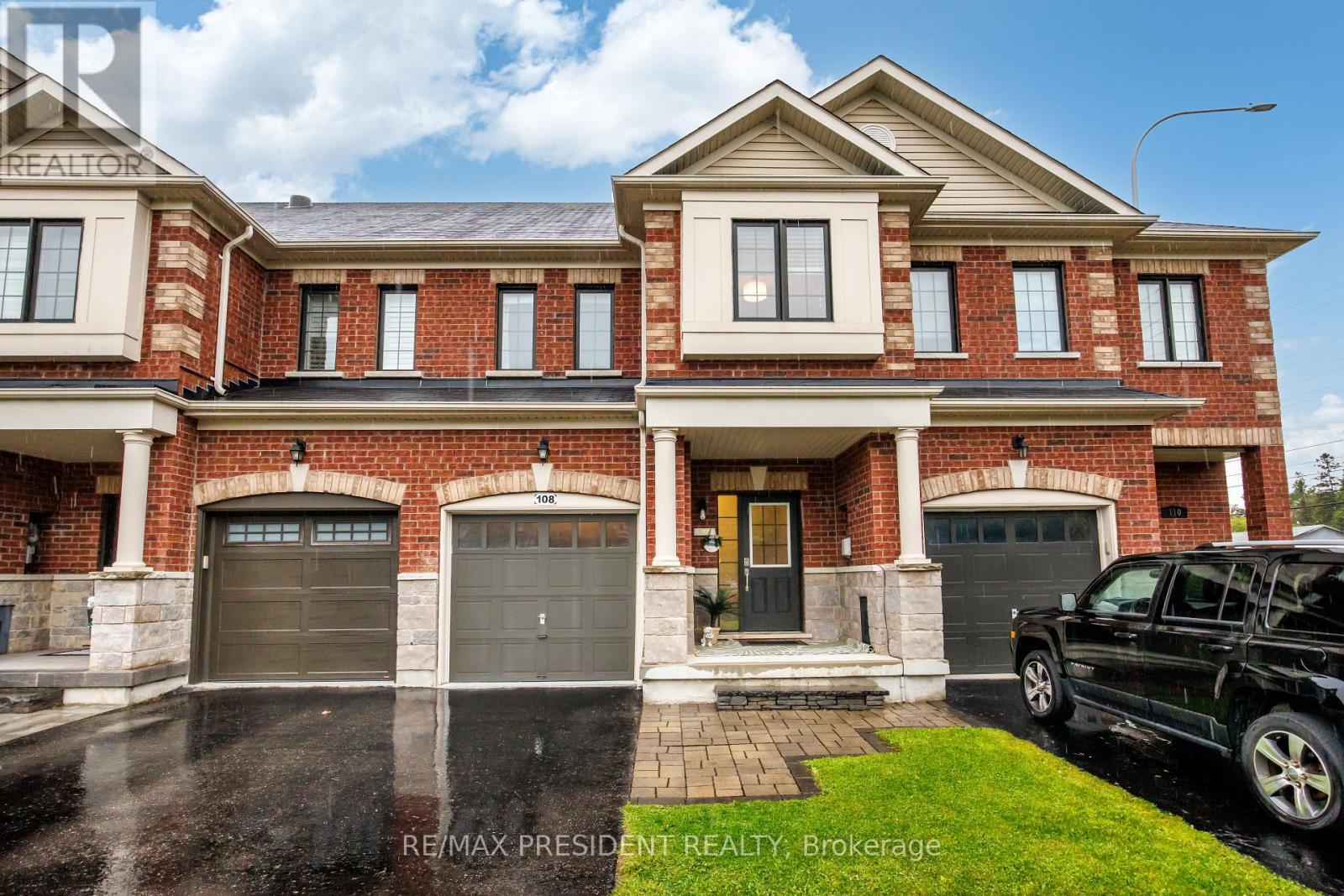 108 Underwood Drive, Whitby, Ontario  L1M 0K9 - Photo 1 - E13709508