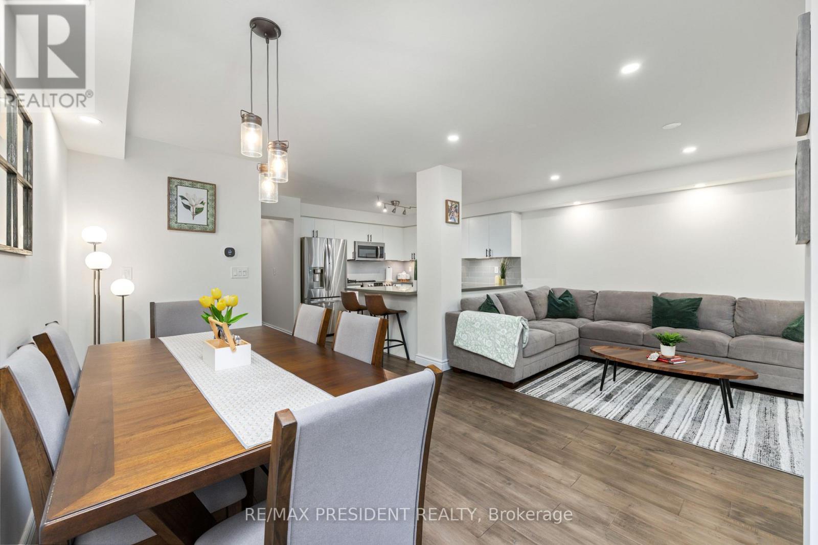108 Underwood Drive, Whitby, Ontario  L1M 0K9 - Photo 14 - E13709508