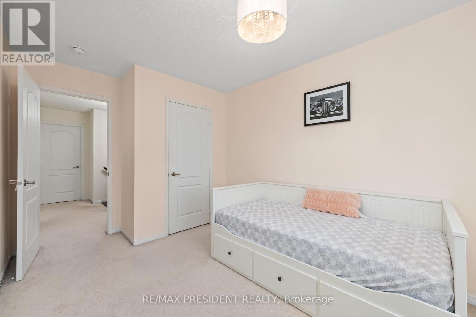 108 Underwood Drive, Whitby, Ontario  L1M 0K9 - Photo 21 - E13709508