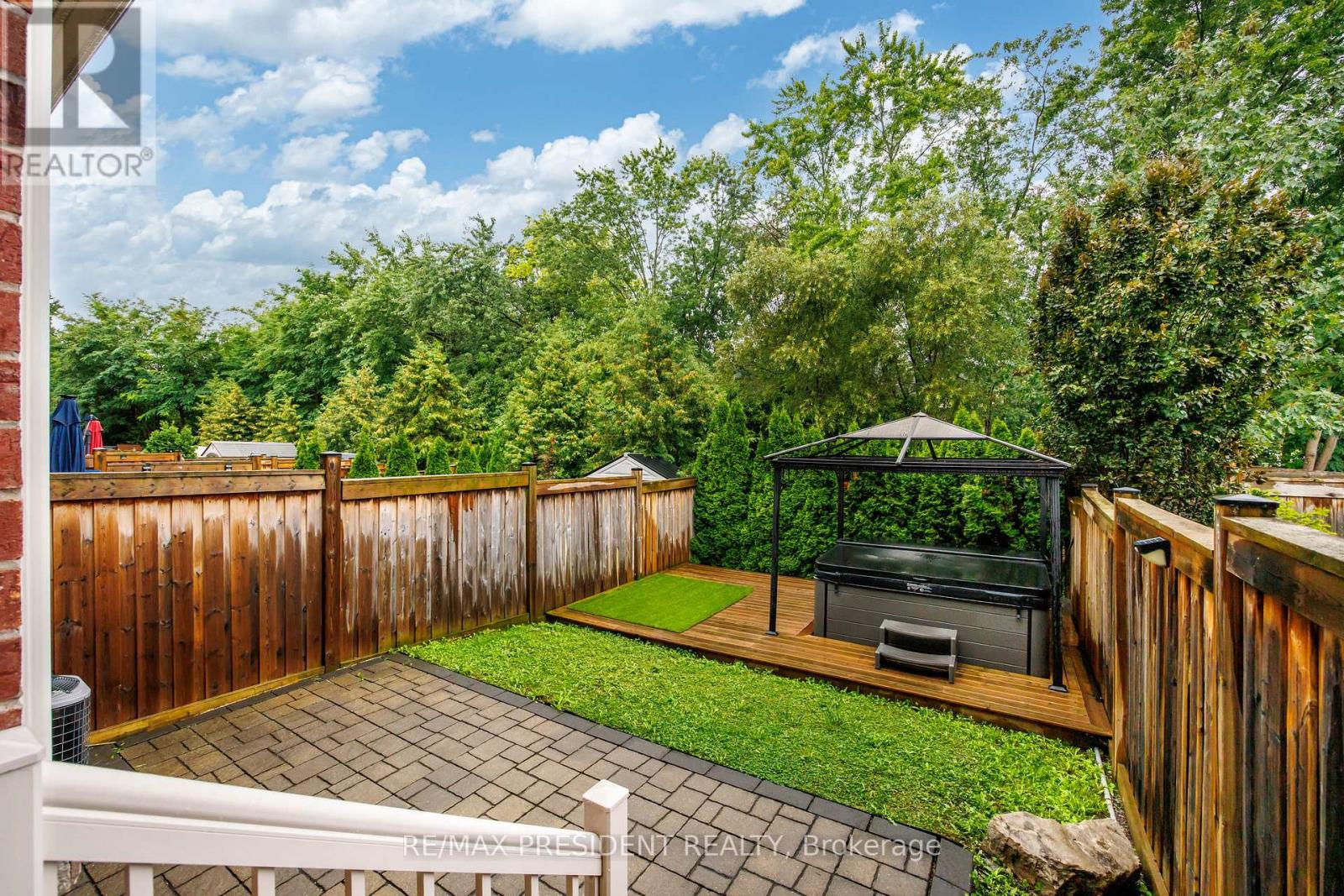 108 Underwood Drive, Whitby, Ontario  L1M 0K9 - Photo 30 - E13709508