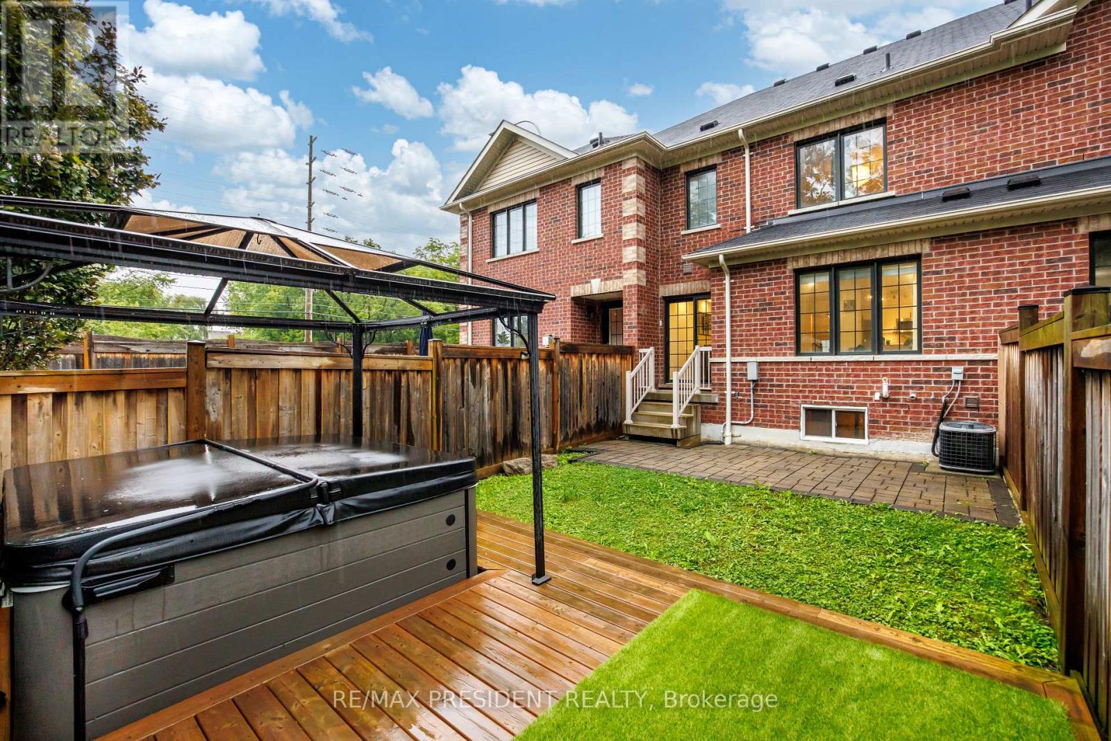 108 Underwood Drive, Whitby, Ontario  L1M 0K9 - Photo 33 - E13709508