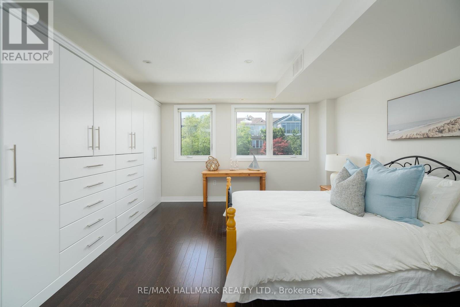 82 Woodbine Avenue, Toronto, Ontario  M4L 2A2 - Photo 18 - E13709516