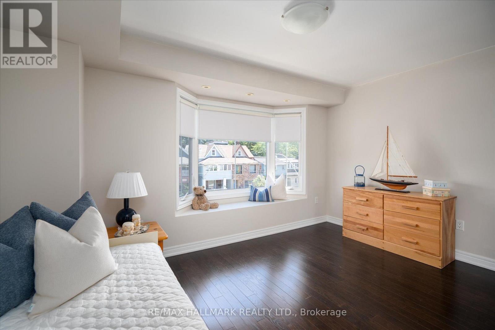 82 Woodbine Avenue, Toronto, Ontario  M4L 2A2 - Photo 19 - E13709516