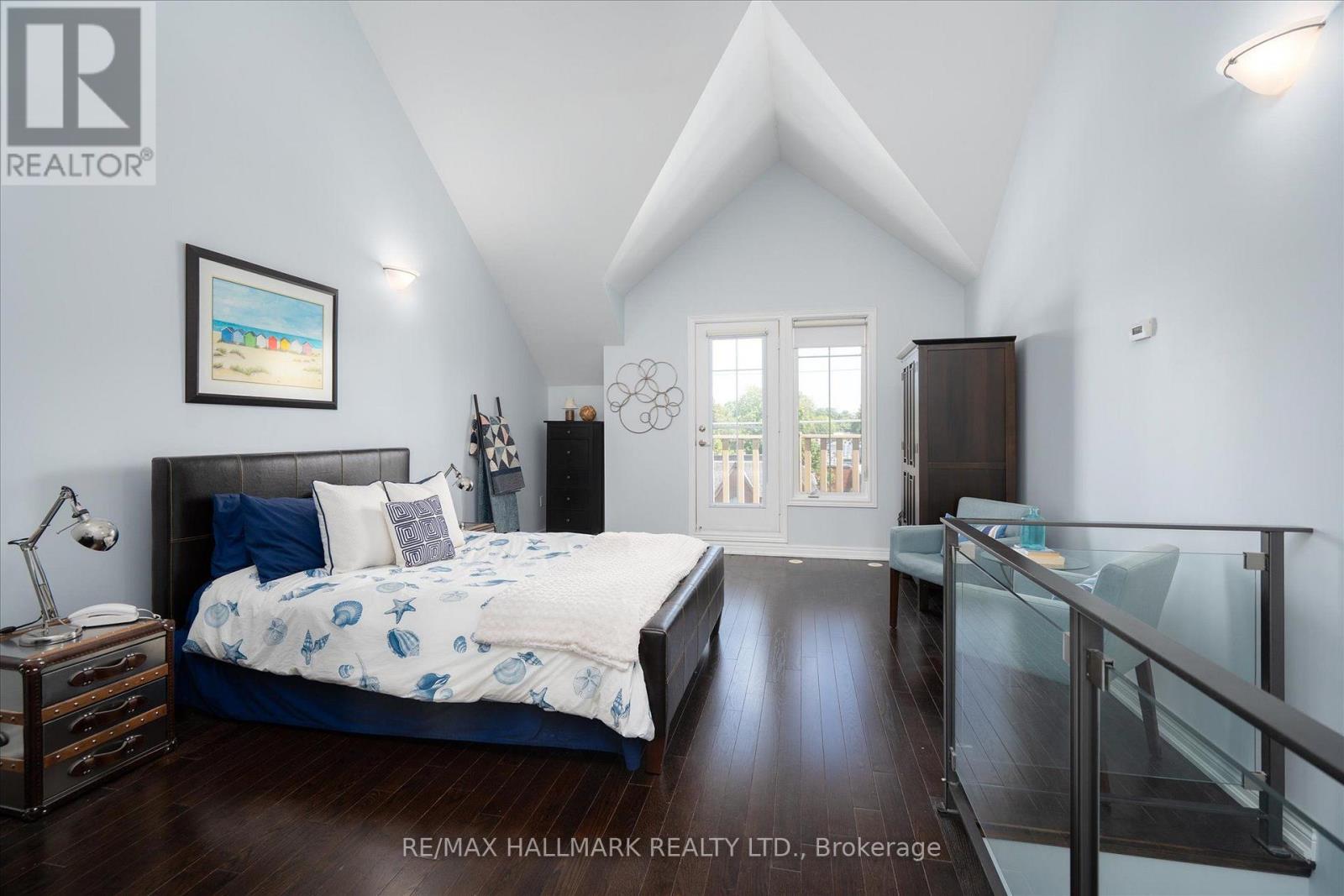 82 Woodbine Avenue, Toronto, Ontario  M4L 2A2 - Photo 23 - E13709516