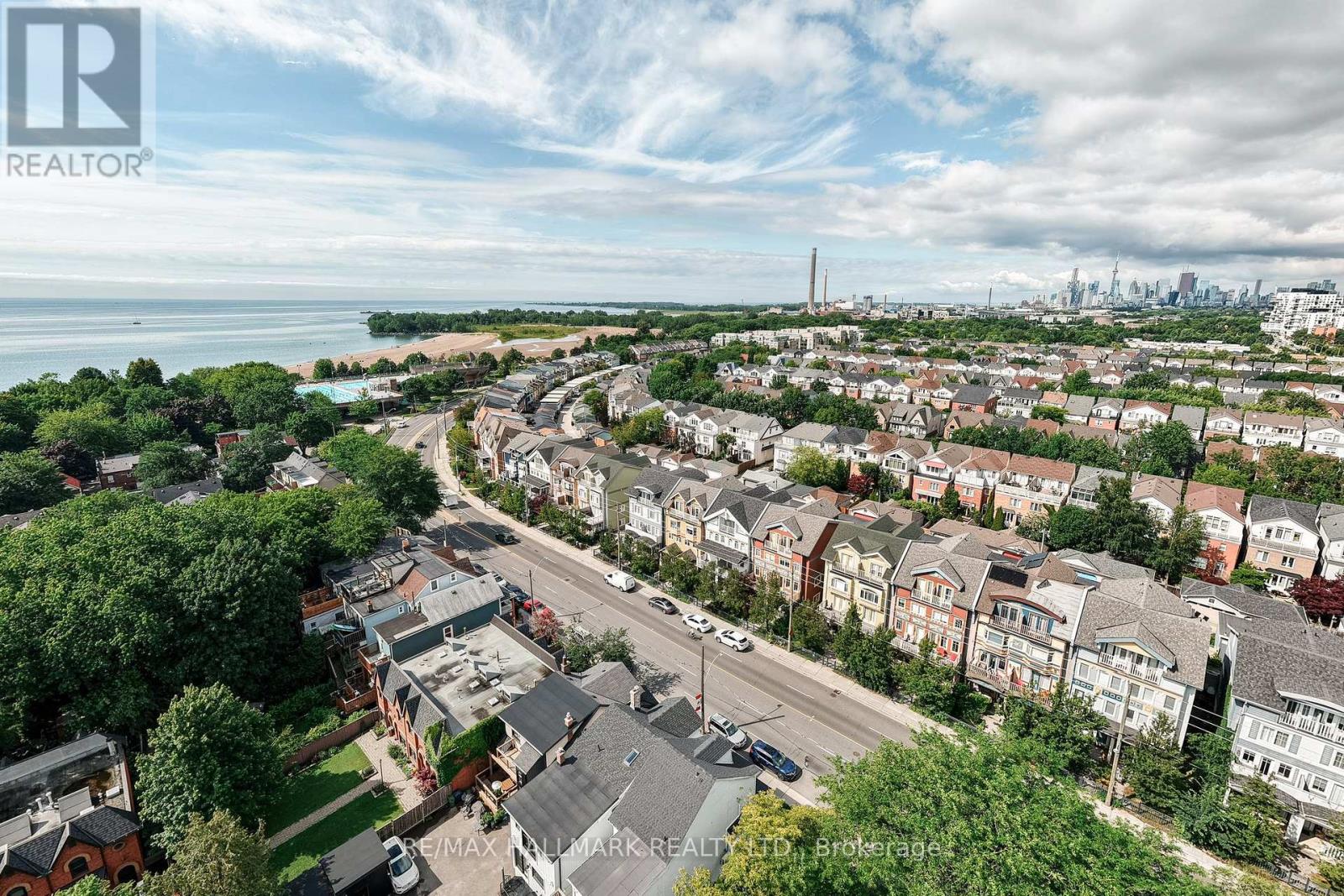 82 Woodbine Avenue, Toronto, Ontario  M4L 2A2 - Photo 33 - E13709516