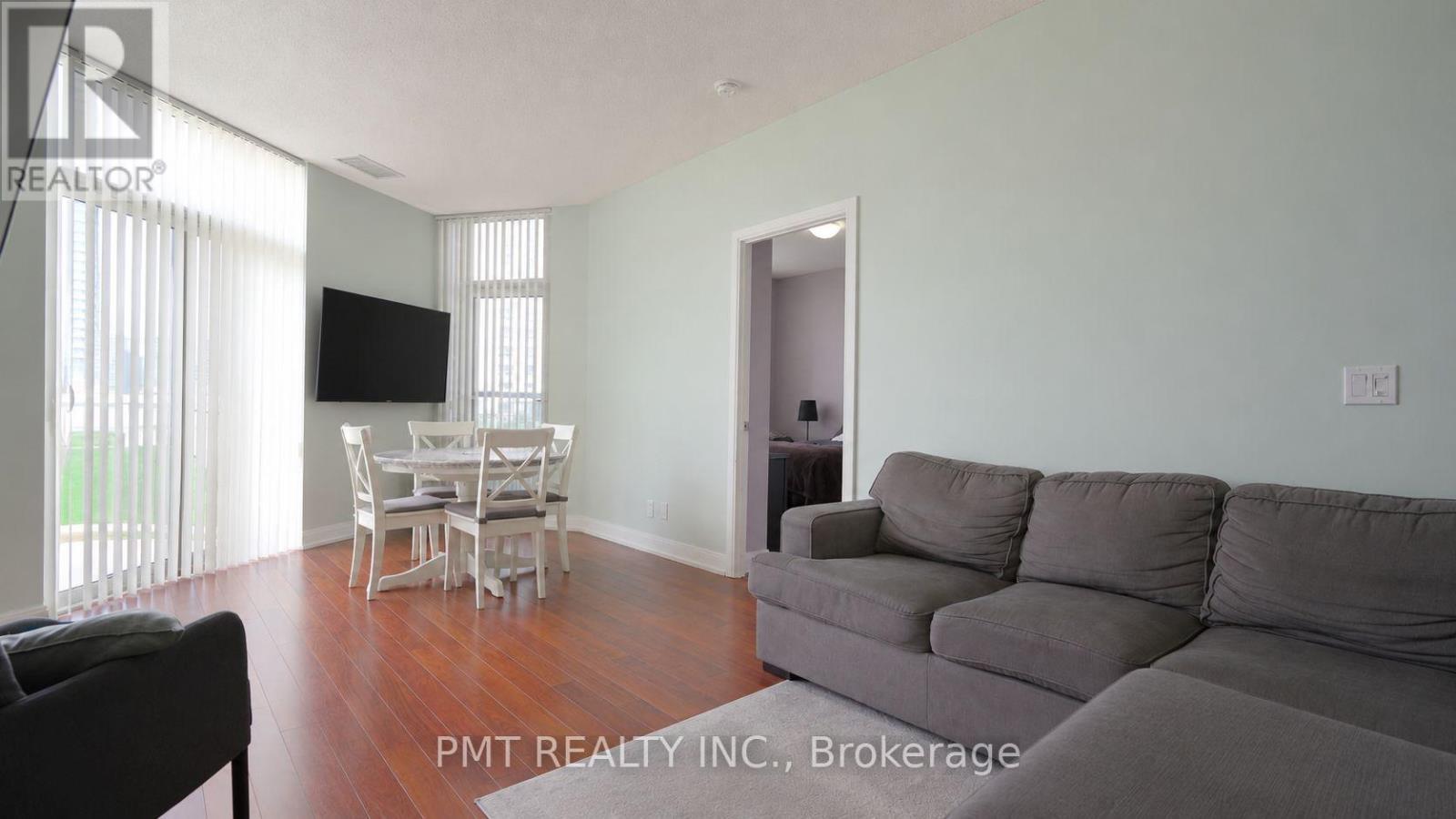 309 - 125 Village Green Square, Toronto, Ontario  M1S 0G3 - Photo 10 - E13709530