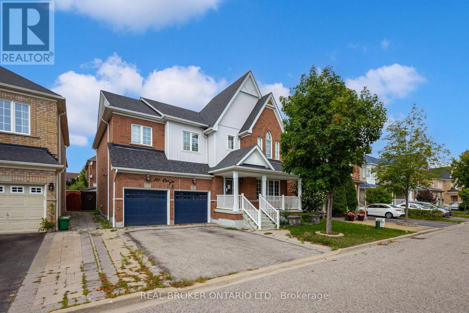 10 COYLE STREET, Ajax, Ontario