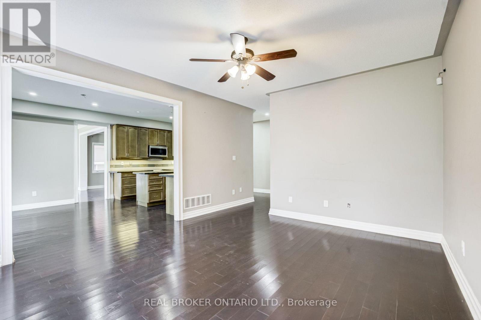 10 Coyle Street, Ajax, Ontario  L1T 0A2 - Photo 12 - E13709580