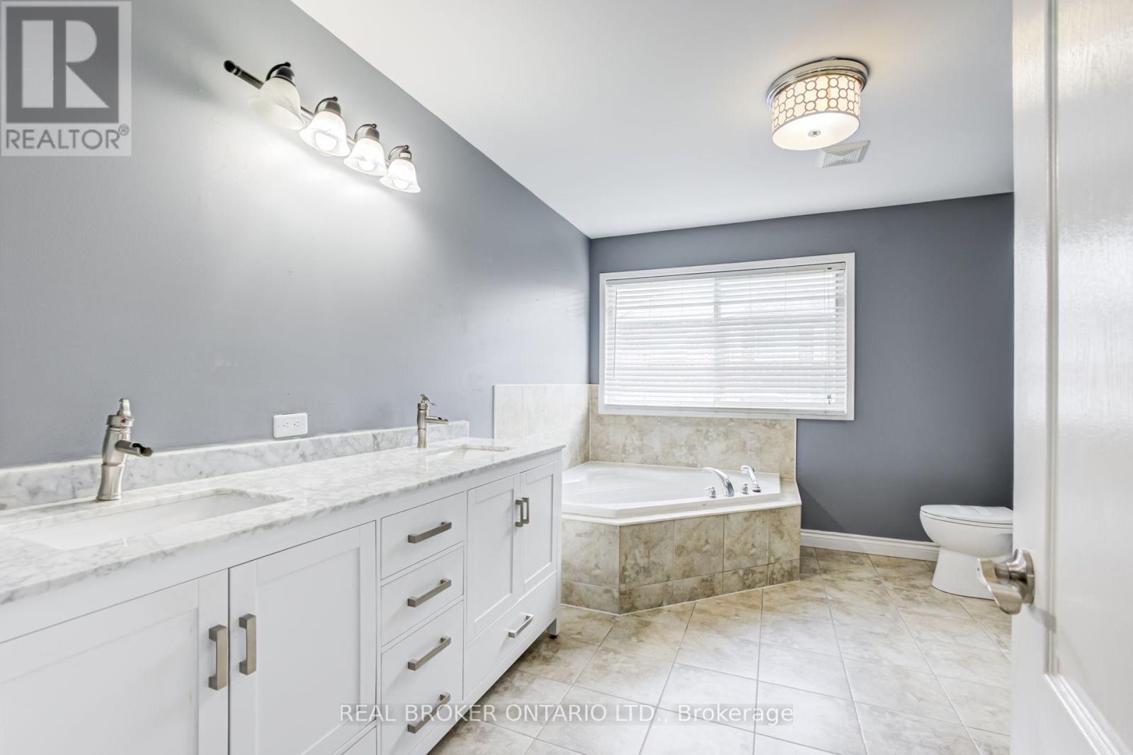 10 Coyle Street, Ajax, Ontario  L1T 0A2 - Photo 20 - E13709580