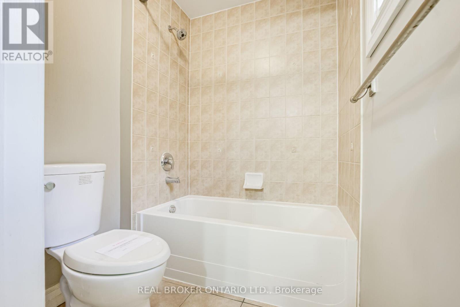 10 Coyle Street, Ajax, Ontario  L1T 0A2 - Photo 34 - E13709580