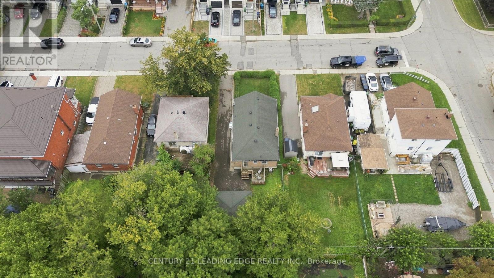 67 Pitt Avenue, Toronto, Ontario  M1L 2R3 - Photo 20 - E13709602