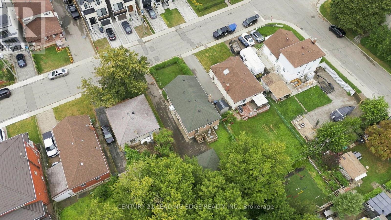 67 Pitt Avenue, Toronto, Ontario  M1L 2R3 - Photo 21 - E13709602