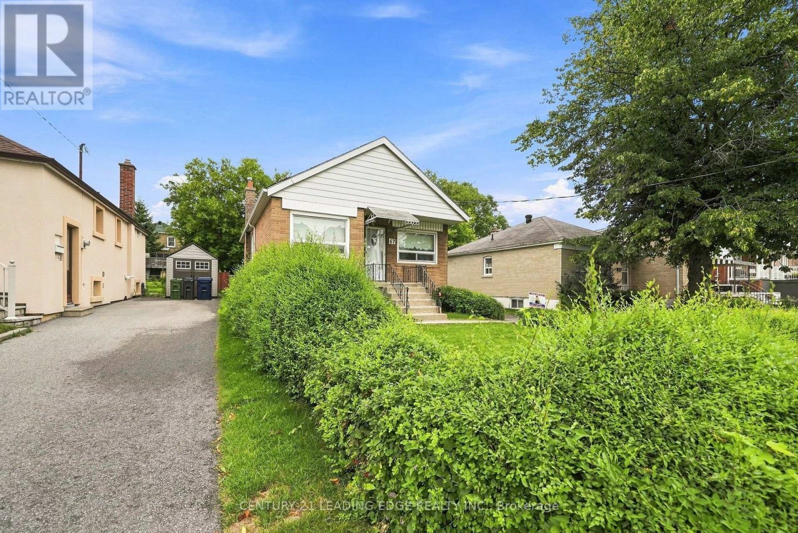67 Pitt Avenue, Toronto, Ontario  M1L 2R3 - Photo 8 - E13709602