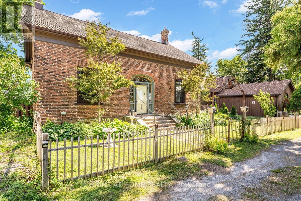 1320 King Street, Scugog, Ontario  L9L 1B5 - Photo 2 - E13709606