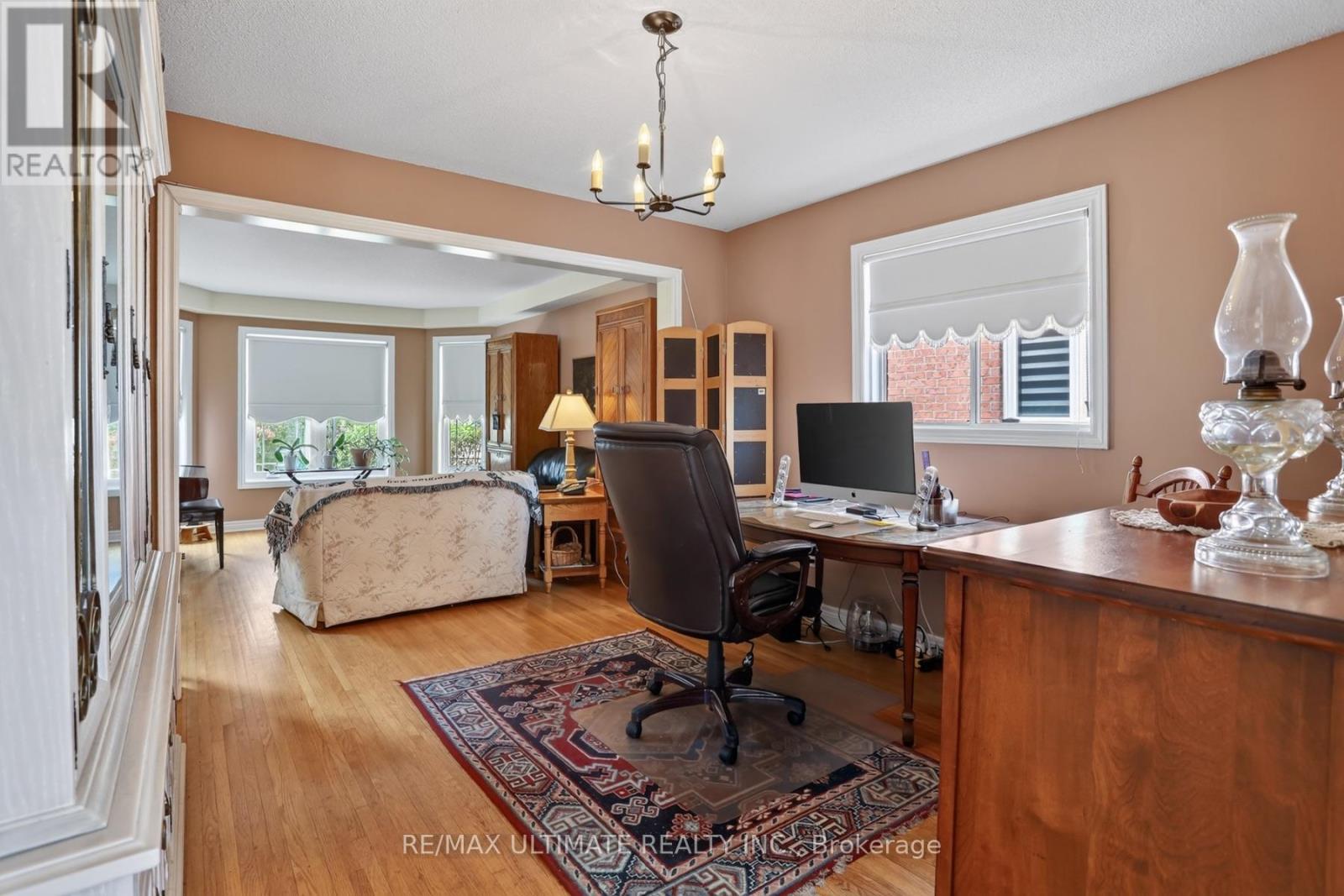 60 Devonridge Crescent, Toronto, Ontario  M1C 5B1 - Photo 10 - E13709662