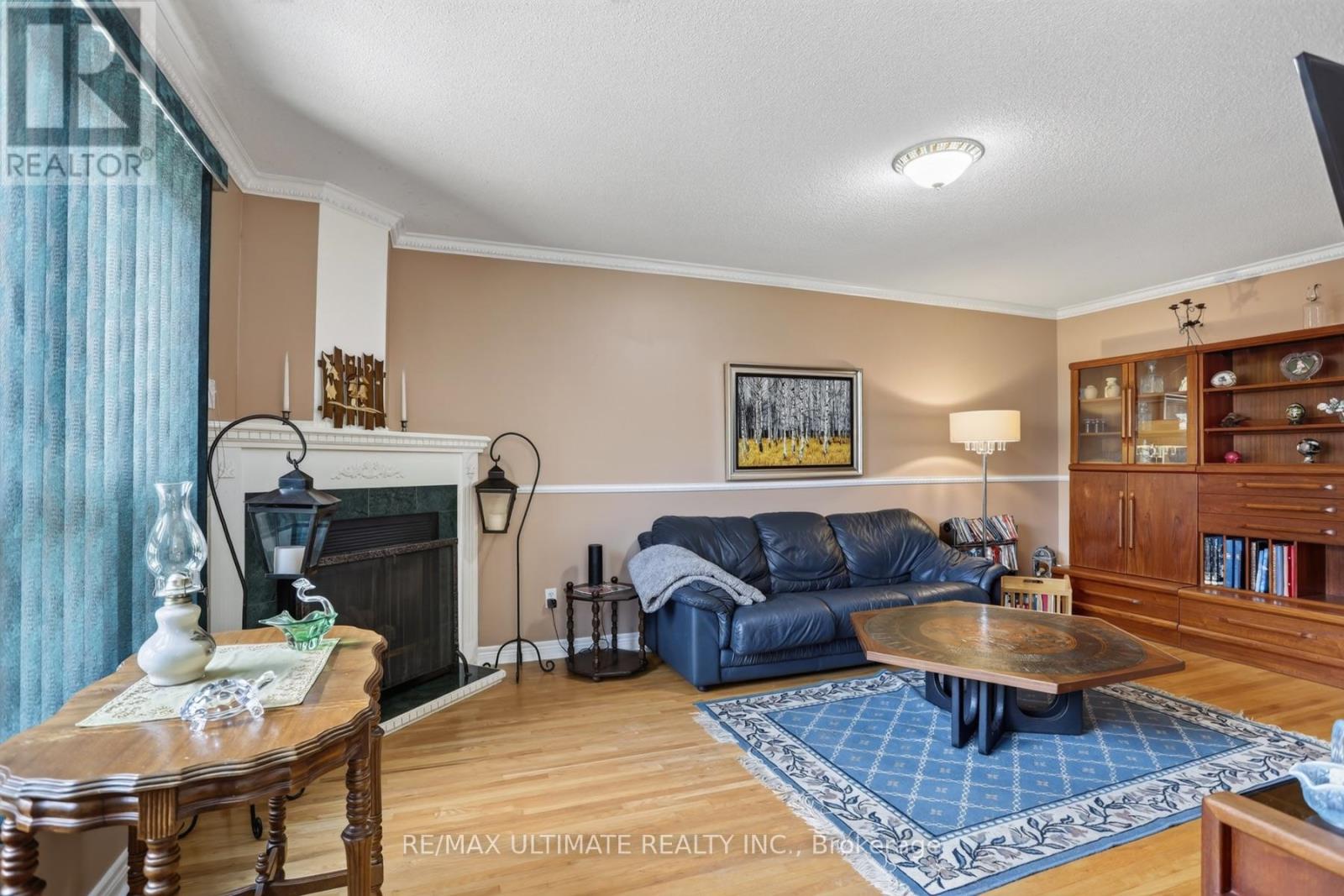 60 Devonridge Crescent, Toronto, Ontario  M1C 5B1 - Photo 11 - E13709662