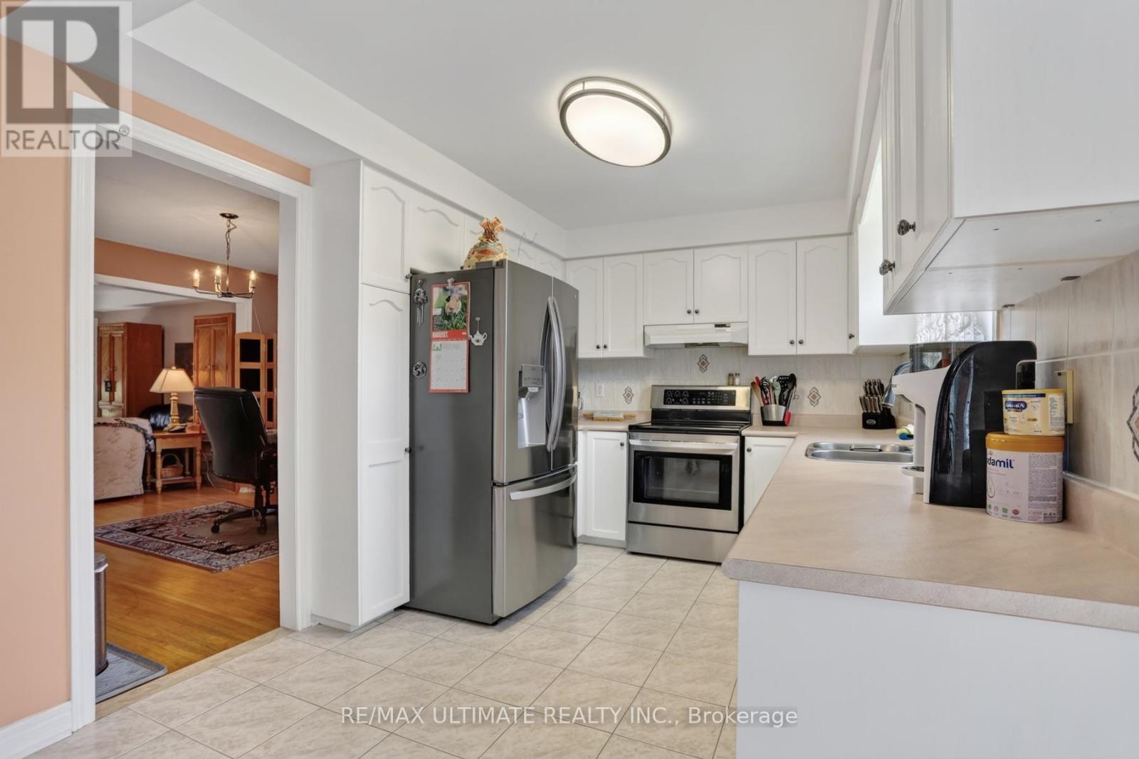 60 Devonridge Crescent, Toronto, Ontario  M1C 5B1 - Photo 17 - E13709662