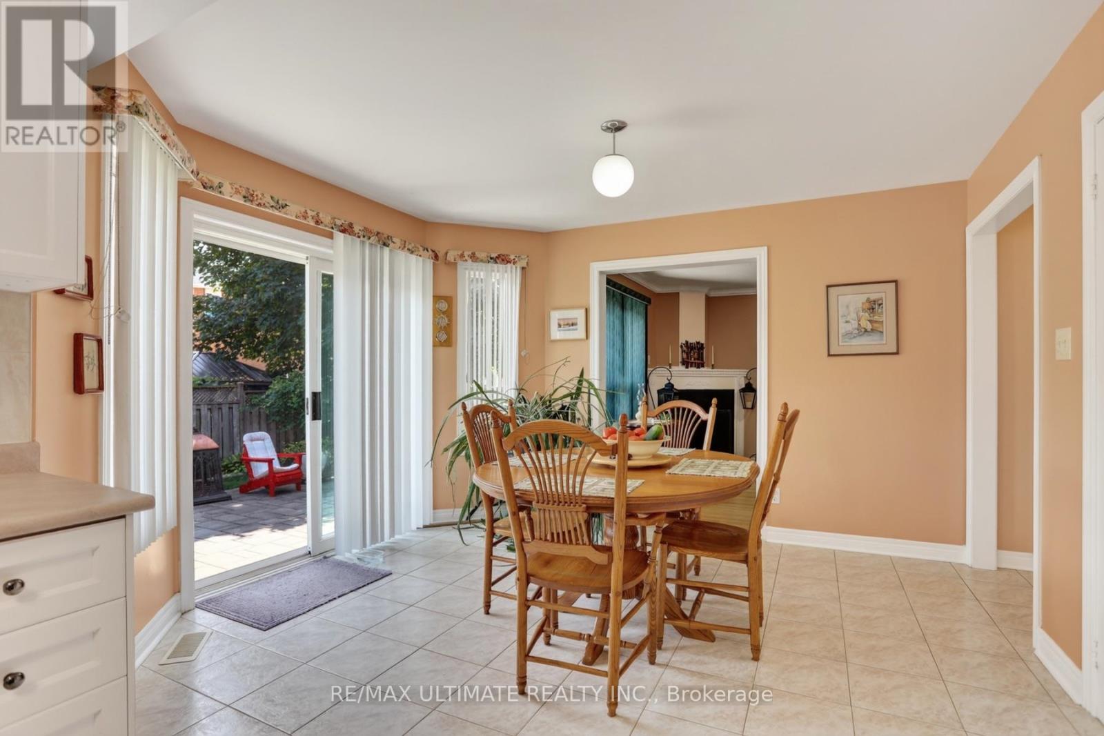 60 Devonridge Crescent, Toronto, Ontario  M1C 5B1 - Photo 18 - E13709662
