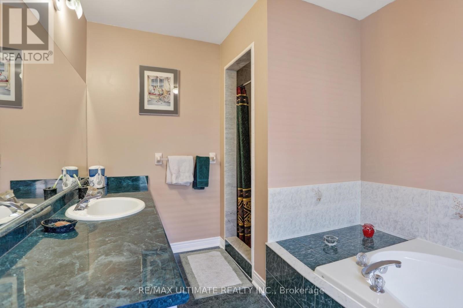 60 Devonridge Crescent, Toronto, Ontario  M1C 5B1 - Photo 24 - E13709662