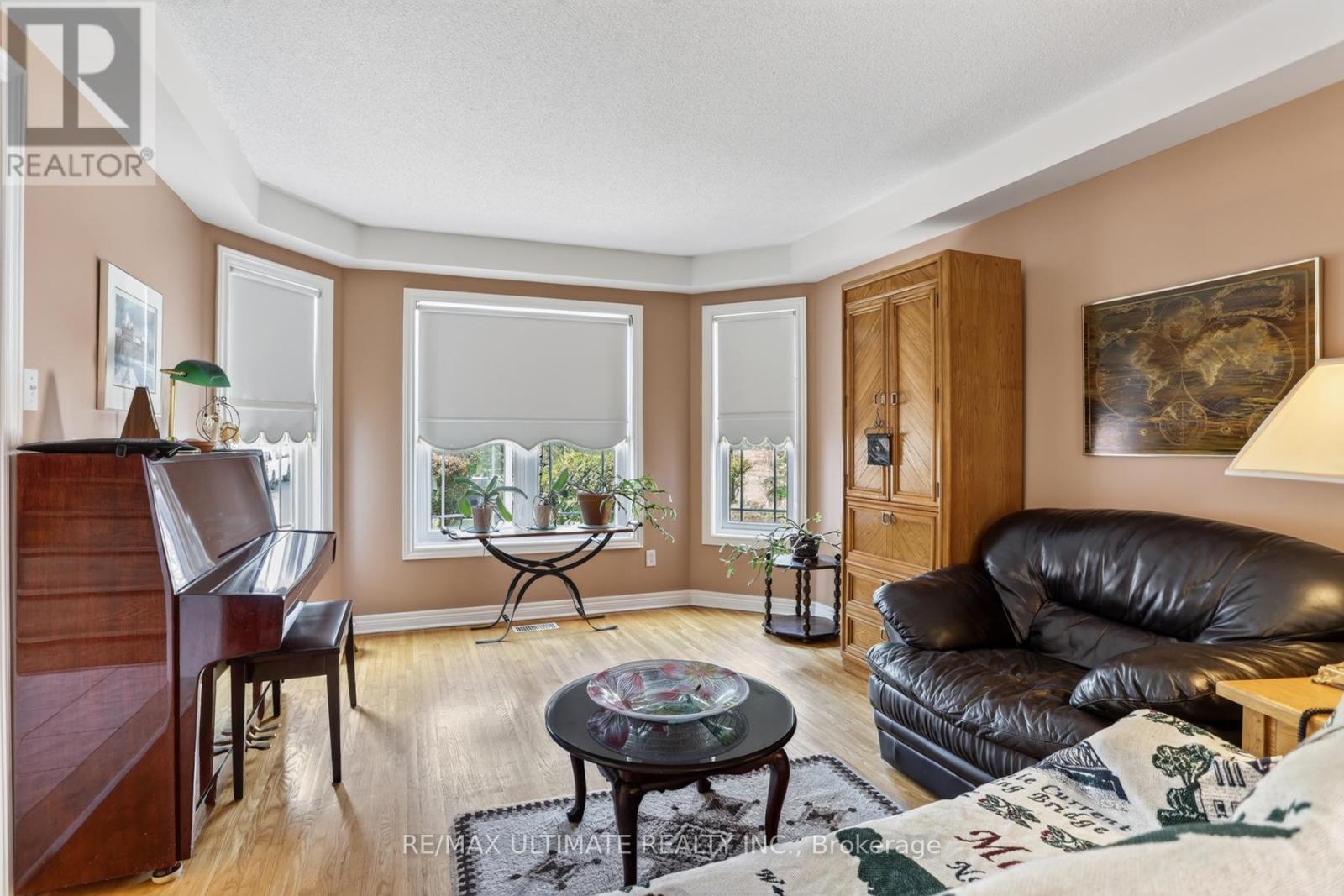 60 Devonridge Crescent, Toronto, Ontario  M1C 5B1 - Photo 6 - E13709662