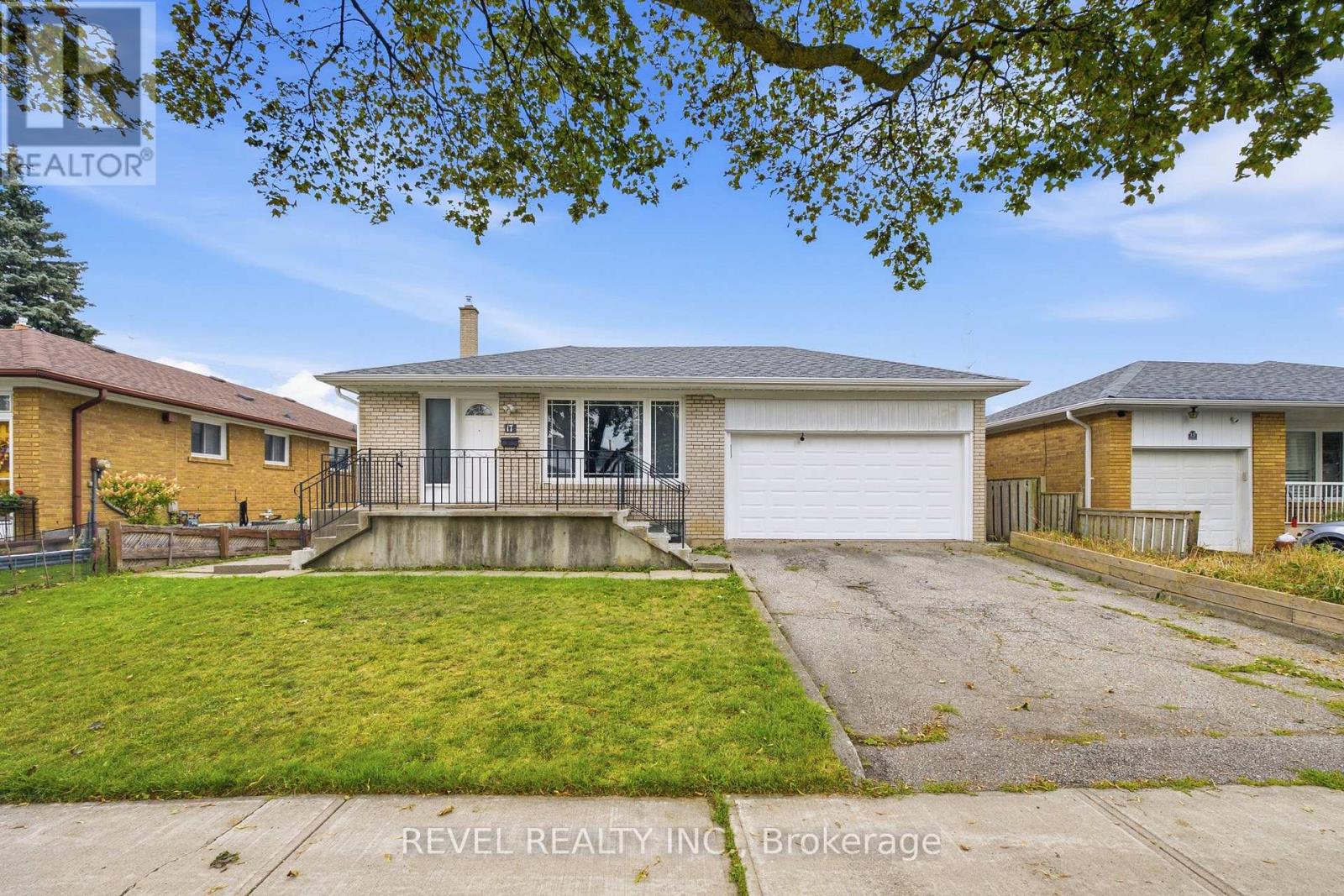 17 AMBERJACK BOULEVARD, Toronto, Ontario