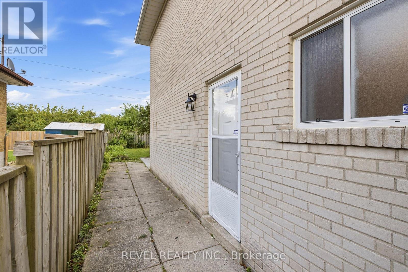 17 Amberjack Boulevard, Toronto, Ontario  M1H 2J2 - Photo 18 - E13709666