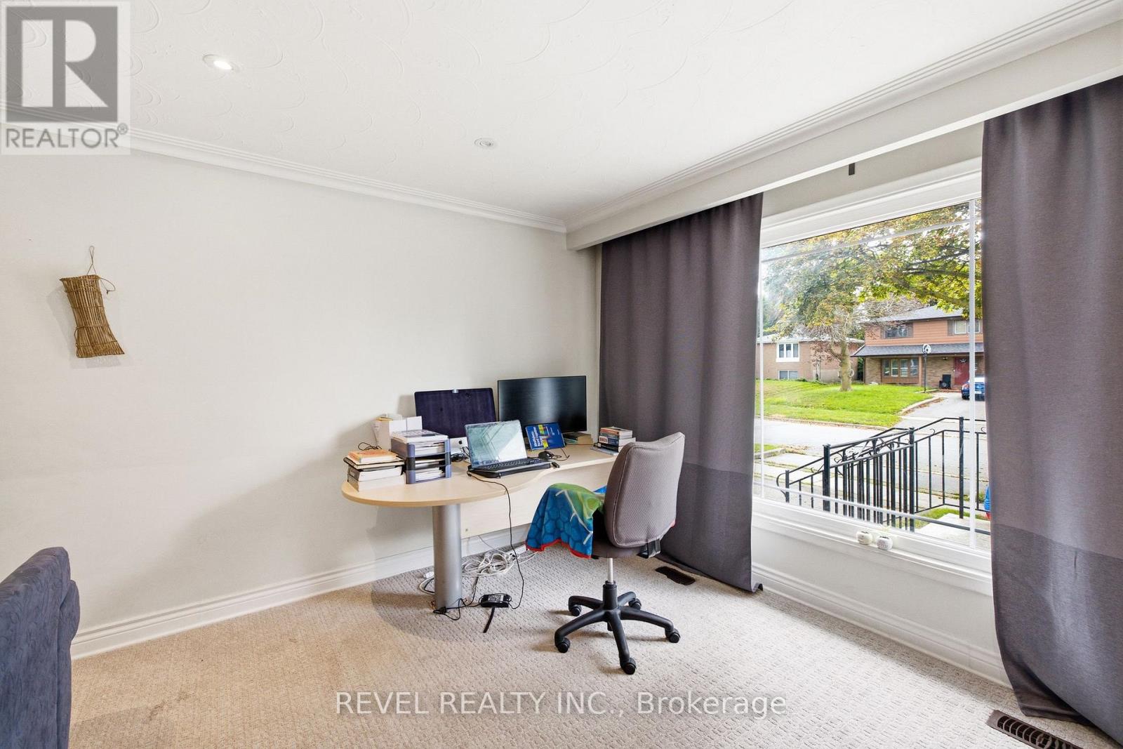 17 Amberjack Boulevard, Toronto, Ontario  M1H 2J2 - Photo 7 - E13709666