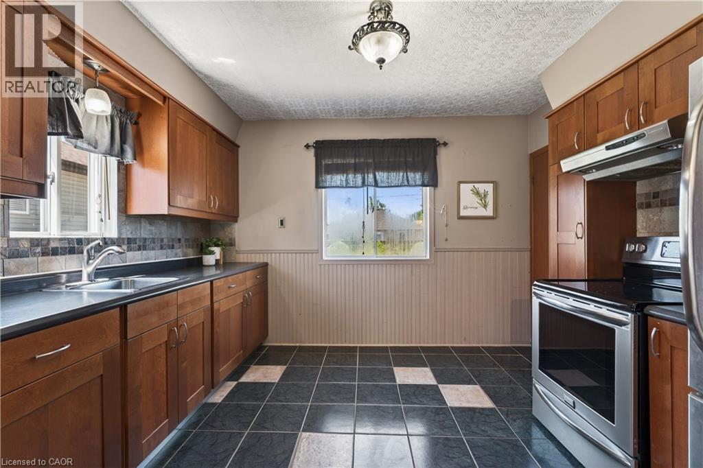 71 S Scholfield Avenue S, Welland, Ontario  L3B 1N4 - Photo 16 - 40837981