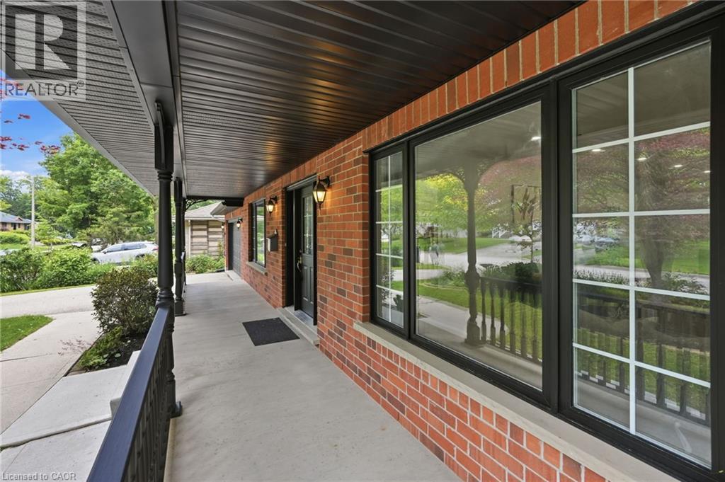 292 Thorncrest Drive, Waterloo, Ontario  N2L 5R5 - Photo 6 - 40843841