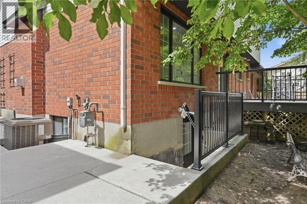 292 Thorncrest Drive, Waterloo, Ontario  N2L 5R5 - Photo 37 - 40843841