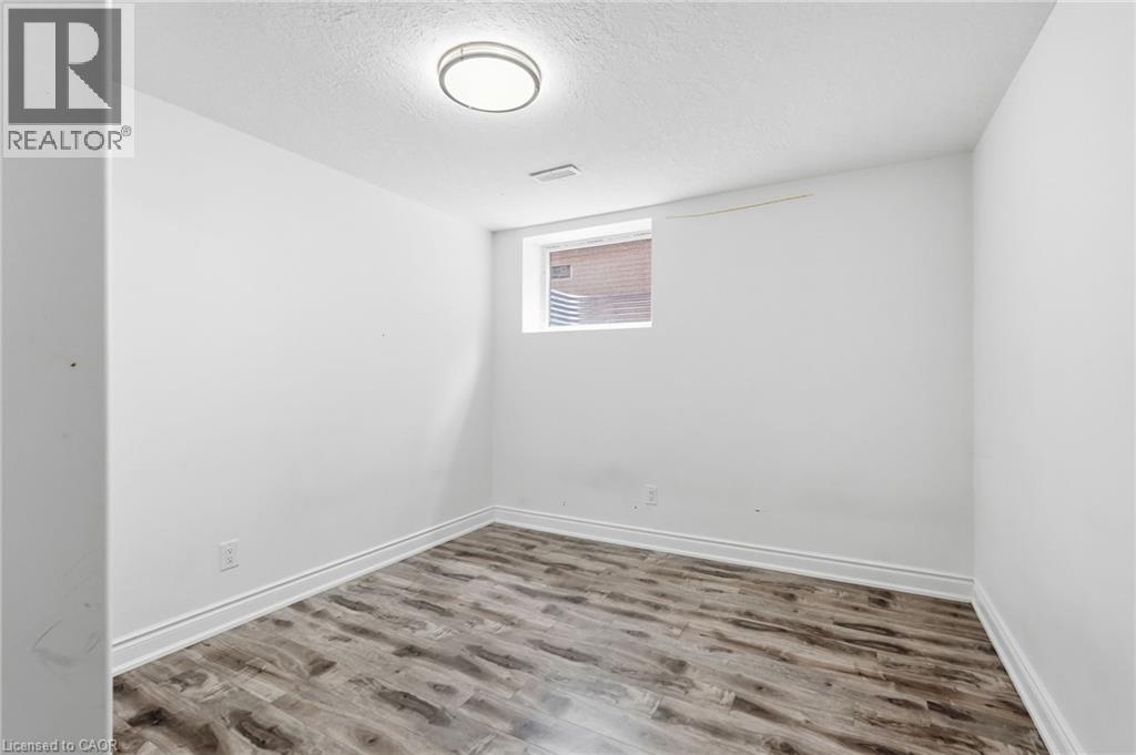 292 Thorncrest Drive, Waterloo, Ontario  N2L 5R5 - Photo 42 - 40843841