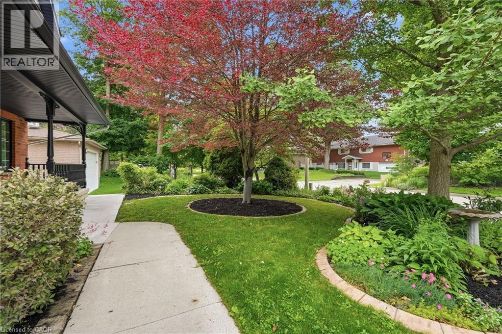 292 Thorncrest Drive, Waterloo, Ontario  N2L 5R5 - Photo 4 - 40843841