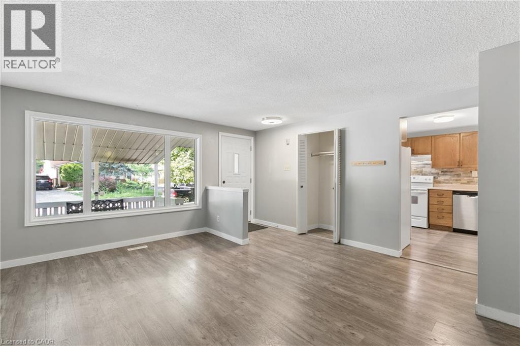 74 Helene Crescent, Waterloo, Ontario  N2L 5E5 - Photo 8 - 40846376