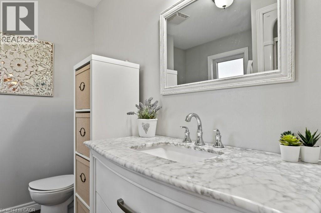 9793 Dickenson Road W, Hamilton, Ontario  L0R 1W0 - Photo 24 - 40849863