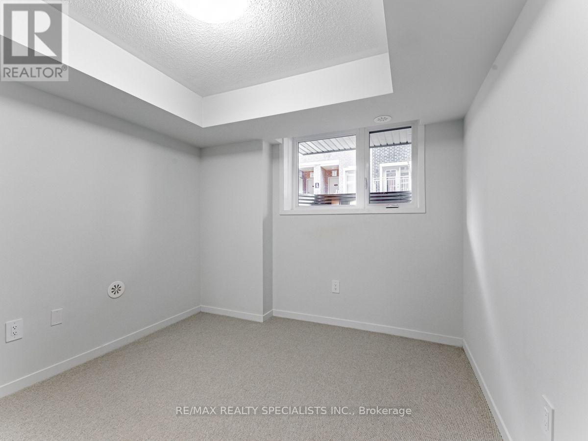 77 - 39 Honeycrisp Crescent, Vaughan, Ontario  L4K 0N6 - Photo 23 - N13709486