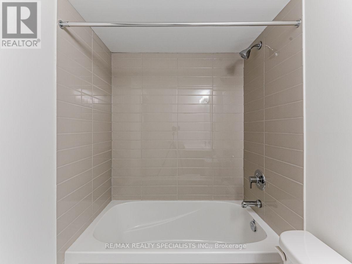77 - 39 Honeycrisp Crescent, Vaughan, Ontario  L4K 0N6 - Photo 26 - N13709486