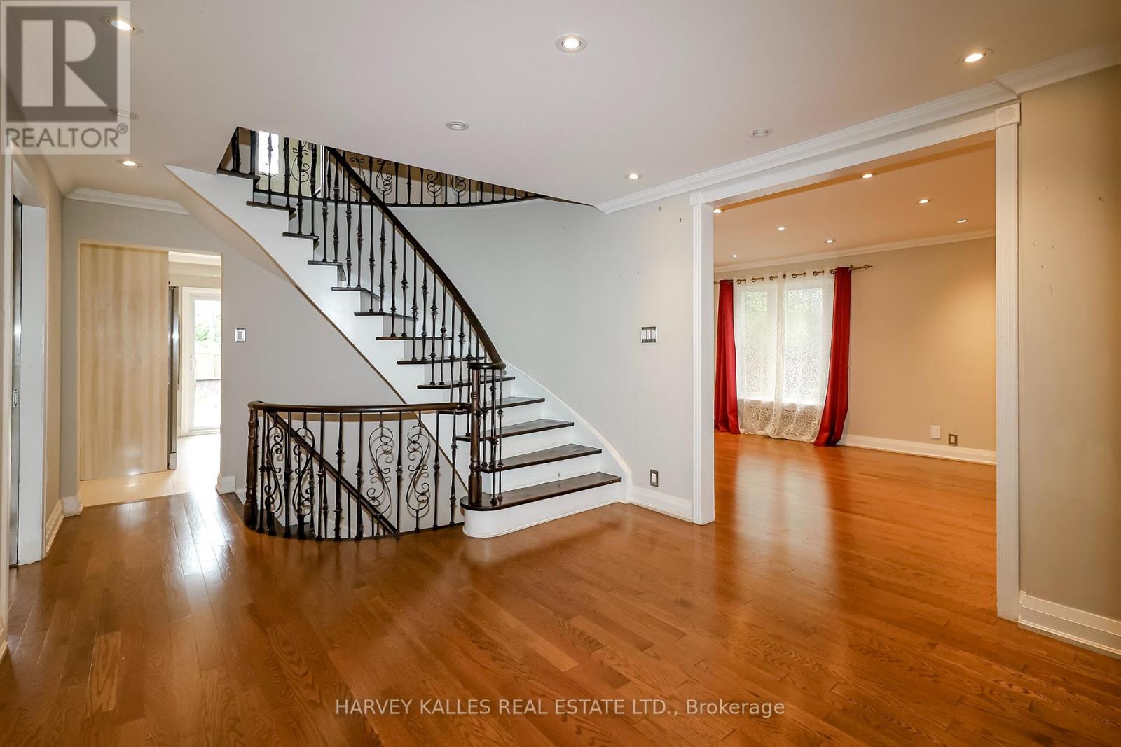 54 Aileen Road, Markham, Ontario  L3T 5T1 - Photo 7 - N13709510