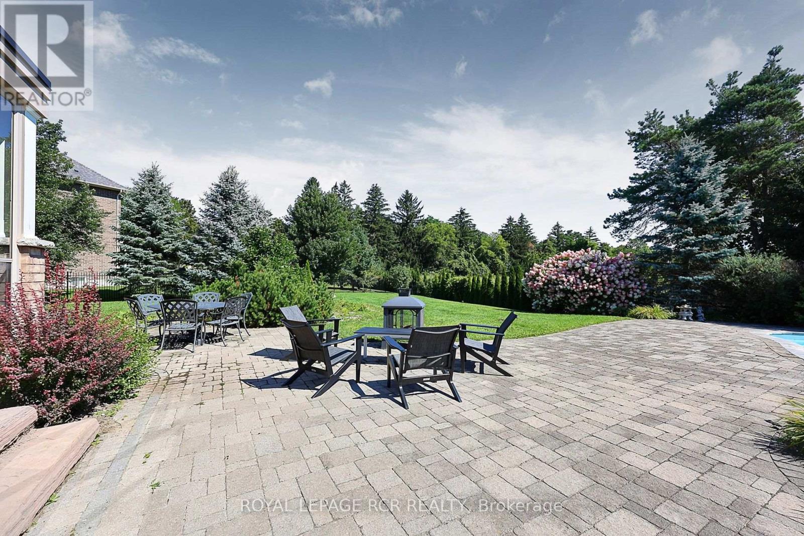 35 Somer Rumm Court, Whitchurch-Stouffville, Ontario  L4A 1X8 - Photo 39 - N13709512
