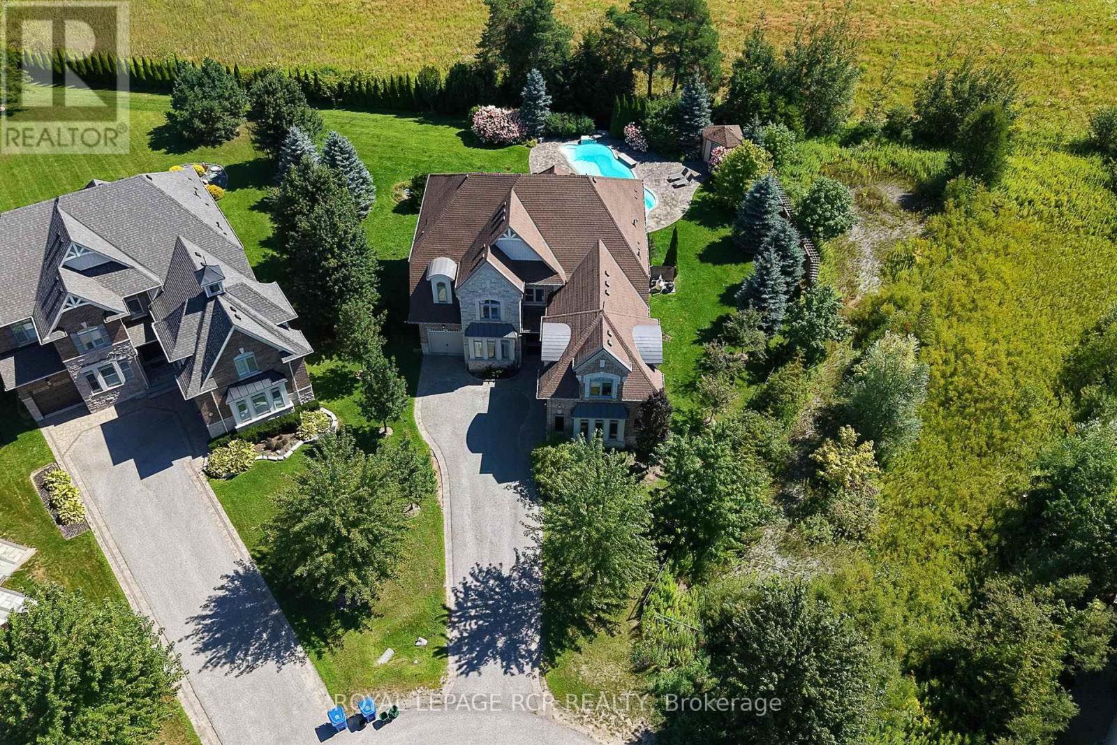 35 Somer Rumm Court, Whitchurch-Stouffville, Ontario  L4A 1X8 - Photo 4 - N13709512