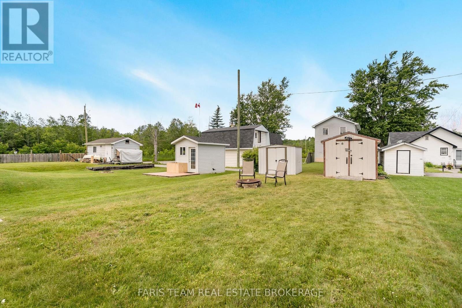 1066 Wood Street, Innisfil, Ontario  L0L 1K0 - Photo 26 - N13709614