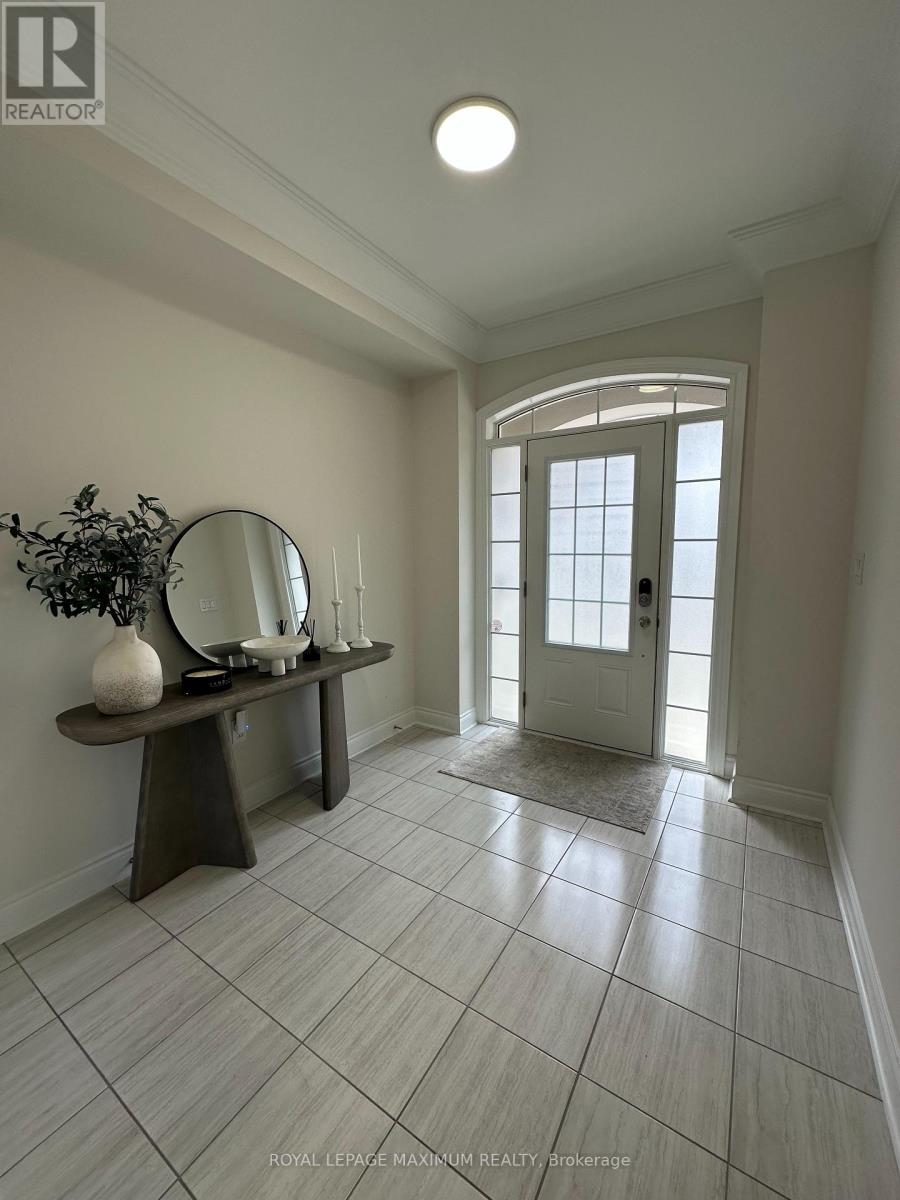 42 Ingleside Street, Vaughan, Ontario L4L 0H9 - Photo 2 - N13709664