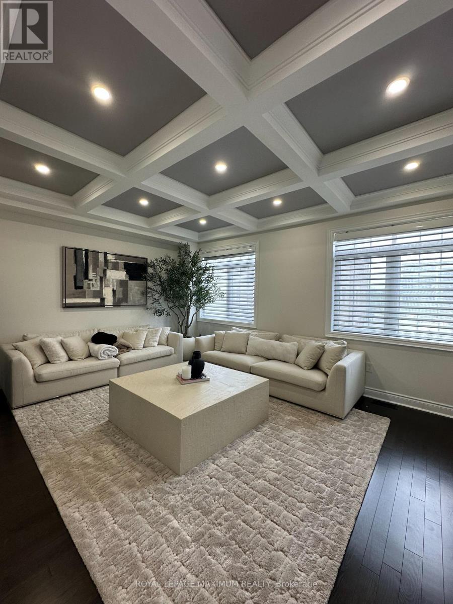 42 Ingleside Street, Vaughan, Ontario L4L 0H9 - Photo 4 - N13709664