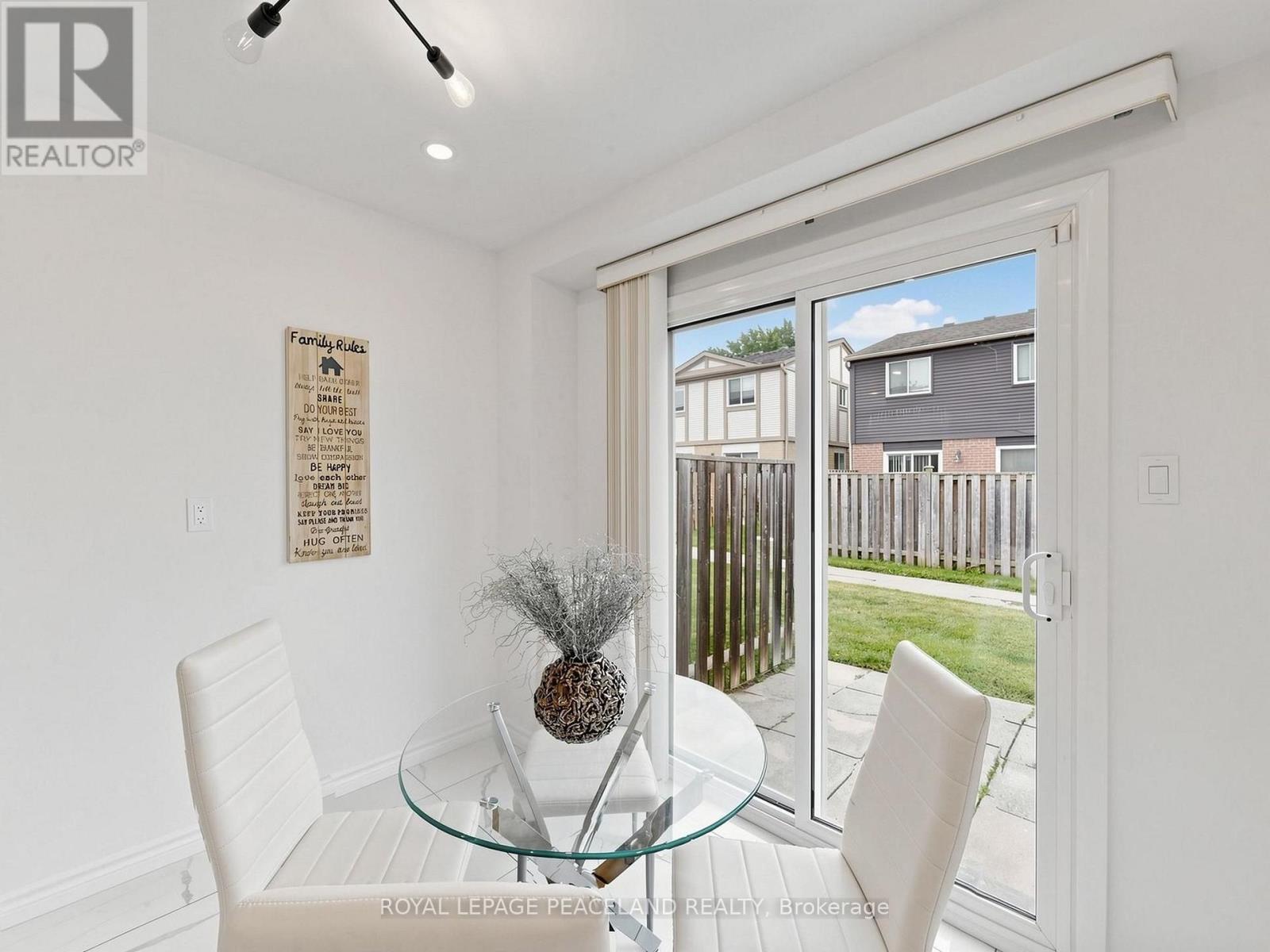 3 New Port Way, Markham, Ontario  L3T 5G3 - Photo 14 - N13709672