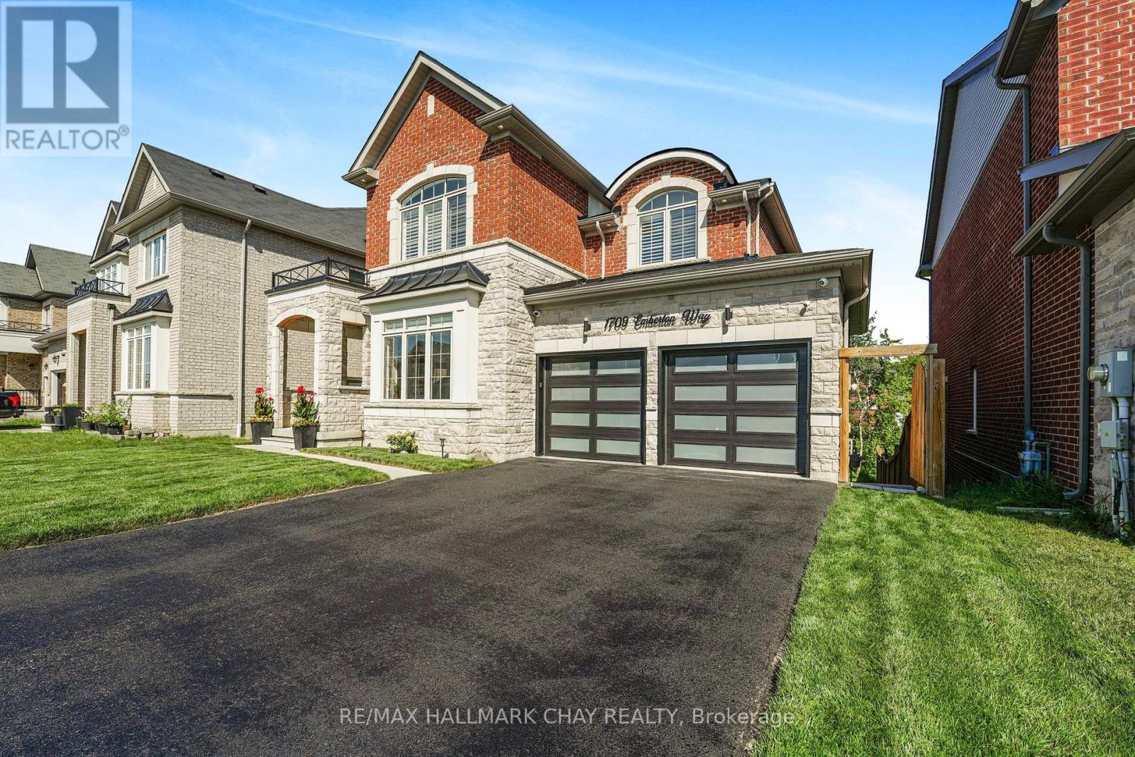 1709 Emberton Way, Innisfil, Ontario  L9S 0N4 - Photo 3 - N13708032